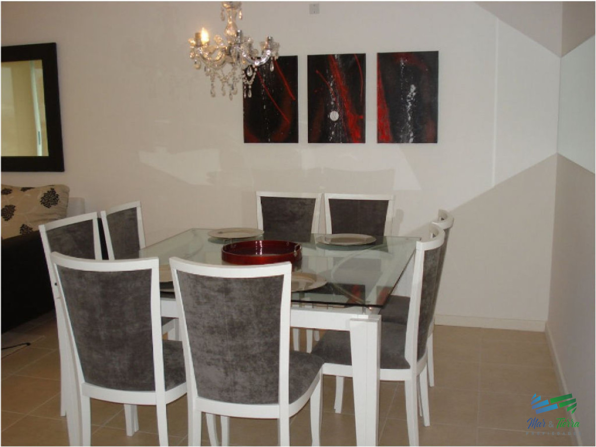 Apartamento ID.1507 - Apartamento de 2 dormitorios con vista al mar ,Punta del Este