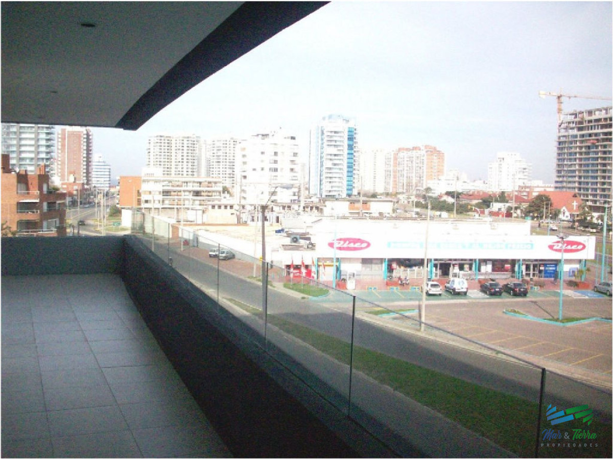 Apartamento ID.1510 - Apartamento de 2 dormitorios con excelente vista,Punta del Este
