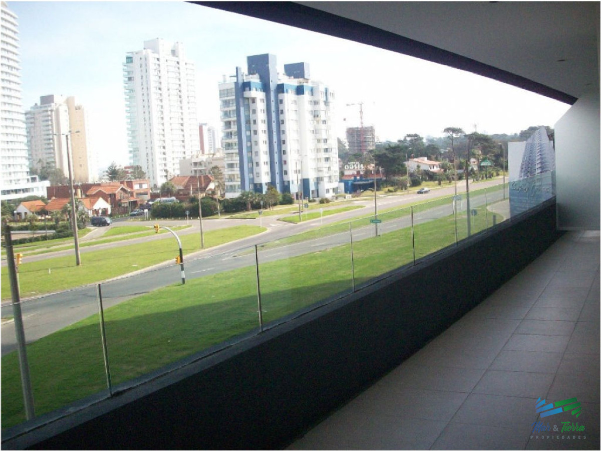Apartamento ID.1510 - Apartamento de 2 dormitorios con excelente vista,Punta del Este