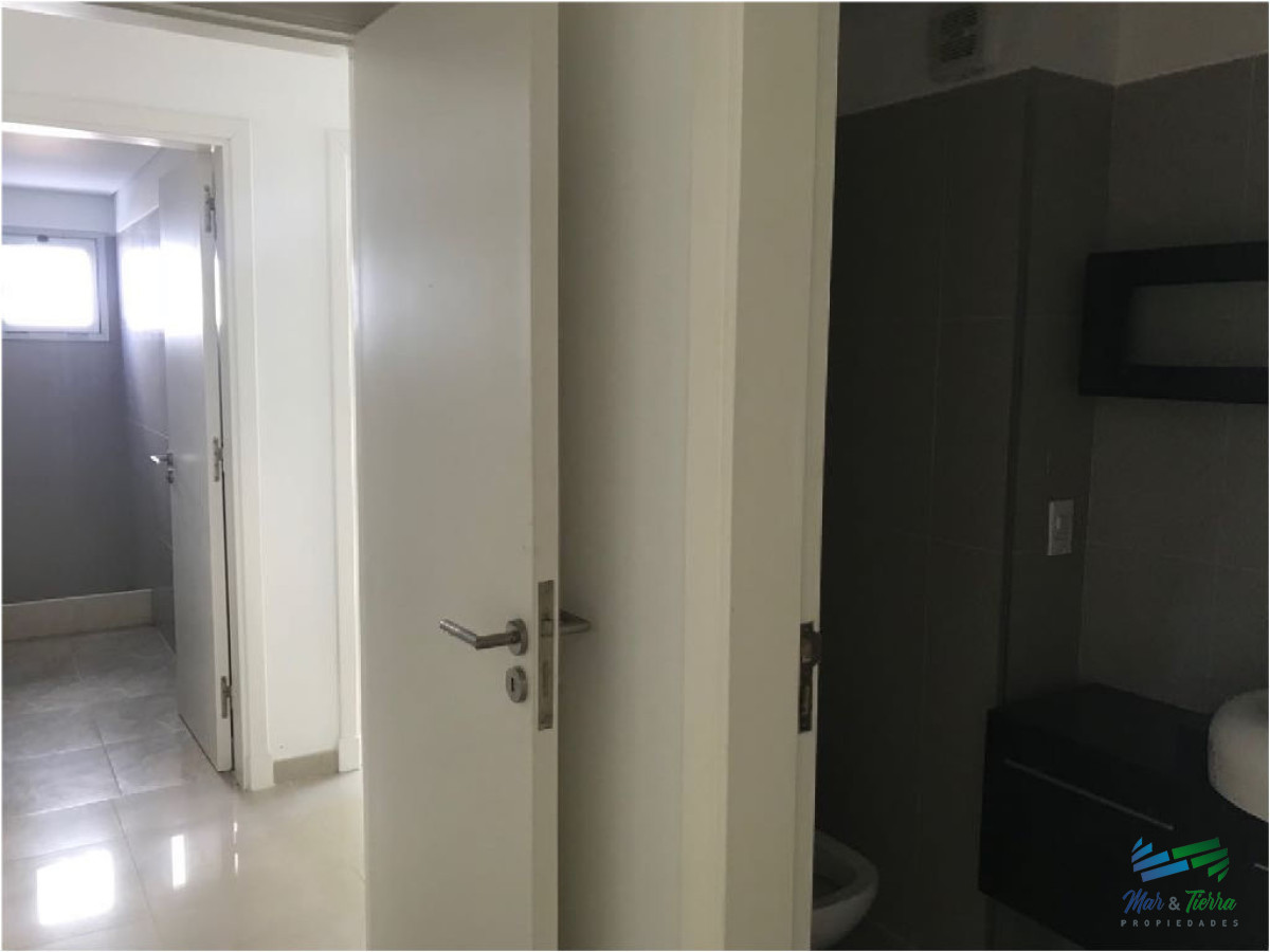 Apartamento ID.1520 - Apartamento en Rincón del Indio, 3 dormitorios *