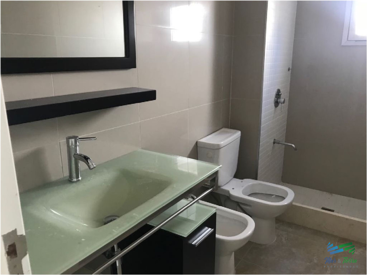 Apartamento ID.1520 - Apartamento en Rincón del Indio, 3 dormitorios *