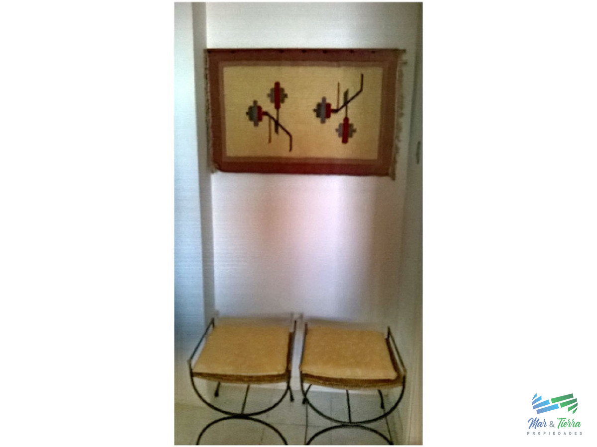 Apartamento ID.171 - Vendo apartamento de 2 dormitorios enedificio con servicios con vista al mar, Punta del Este.