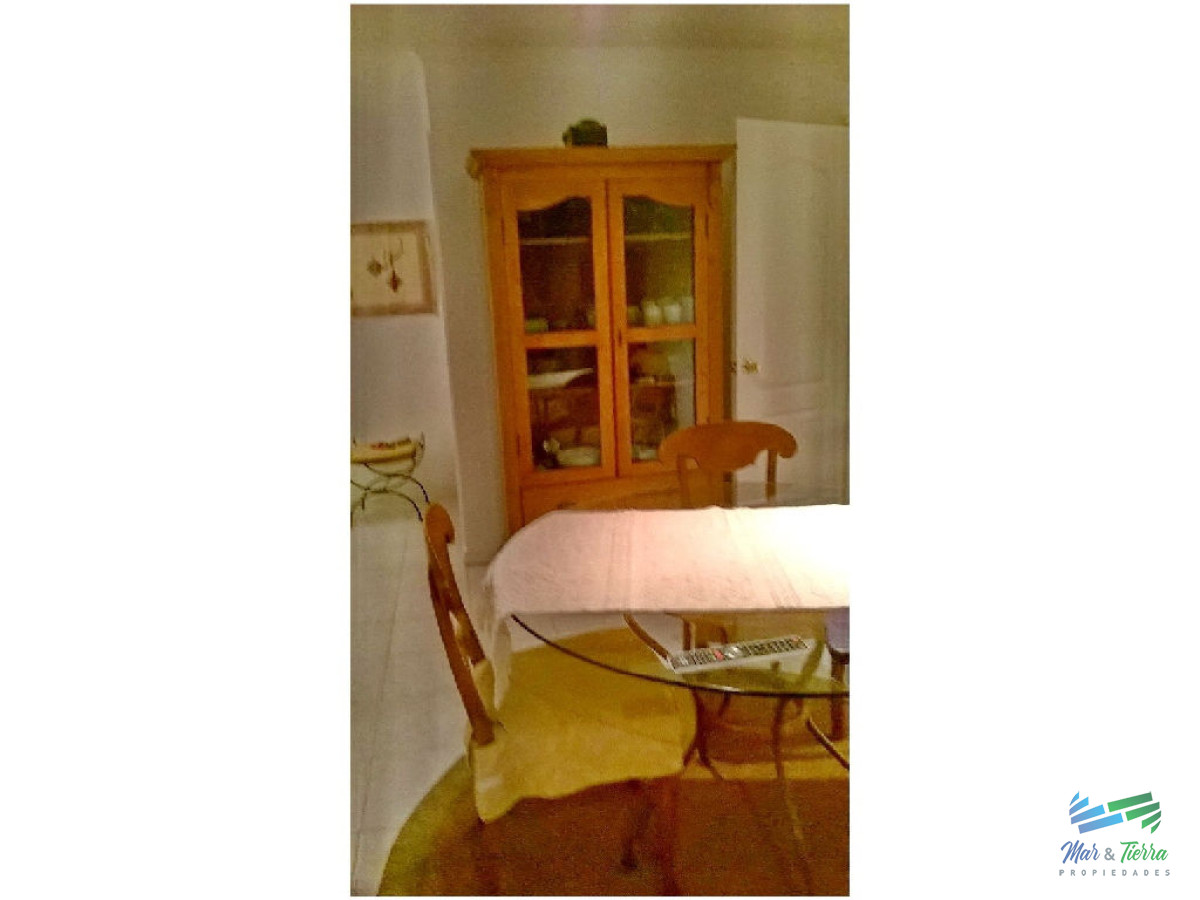 Apartamento ID.171 - Vendo apartamento de 2 dormitorios enedificio con servicios con vista al mar, Punta del Este.