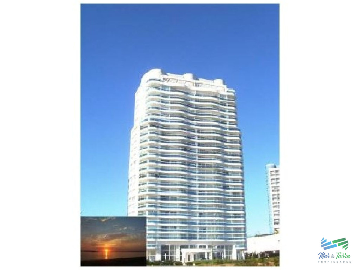 Apartamento ID.211 -    Apartamento en primera línea.. .piso alto con excelente vista al mar!