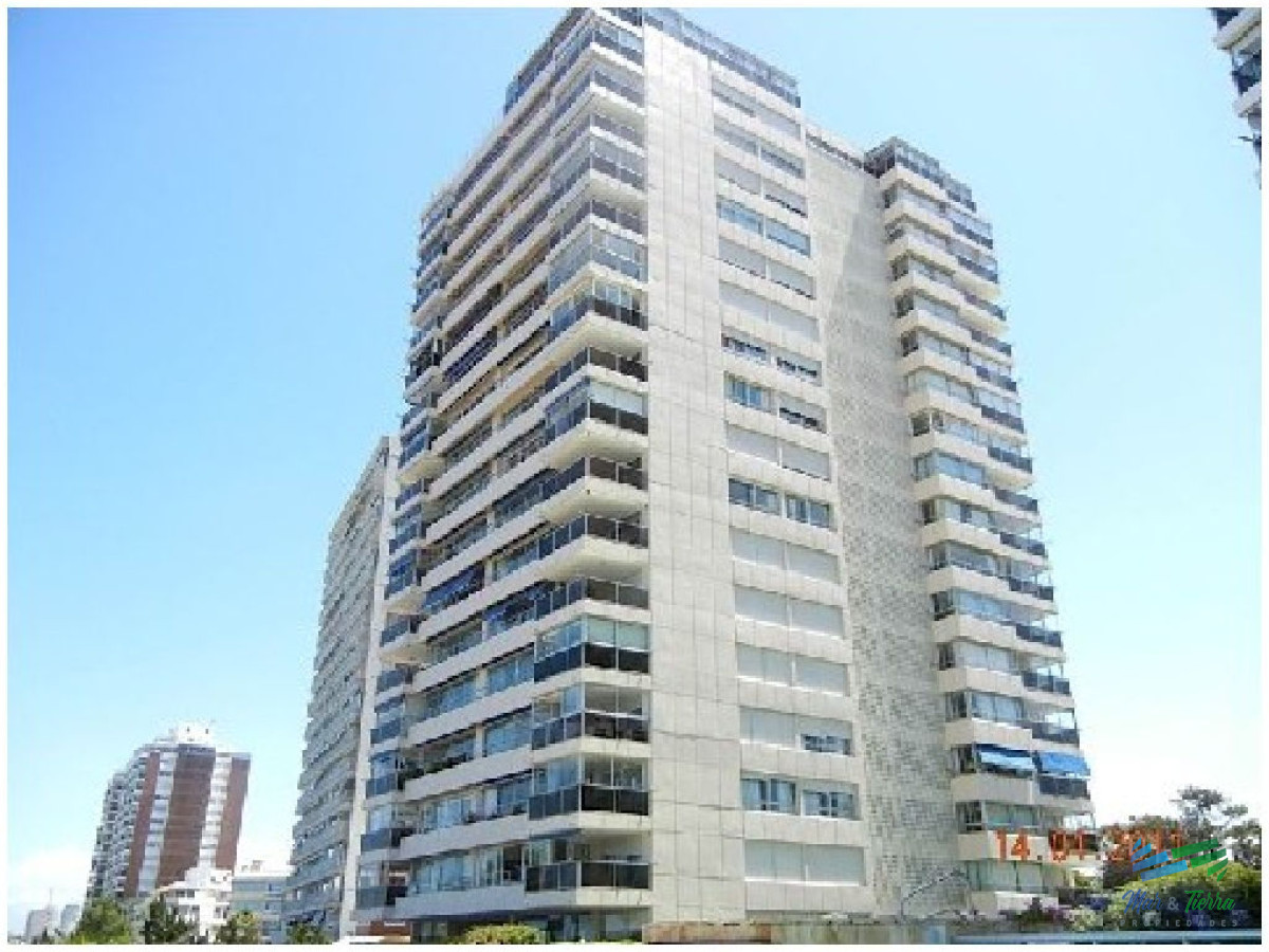 Apartamento ID.217 - Apartamento en Mansa, 3 dormitorios *