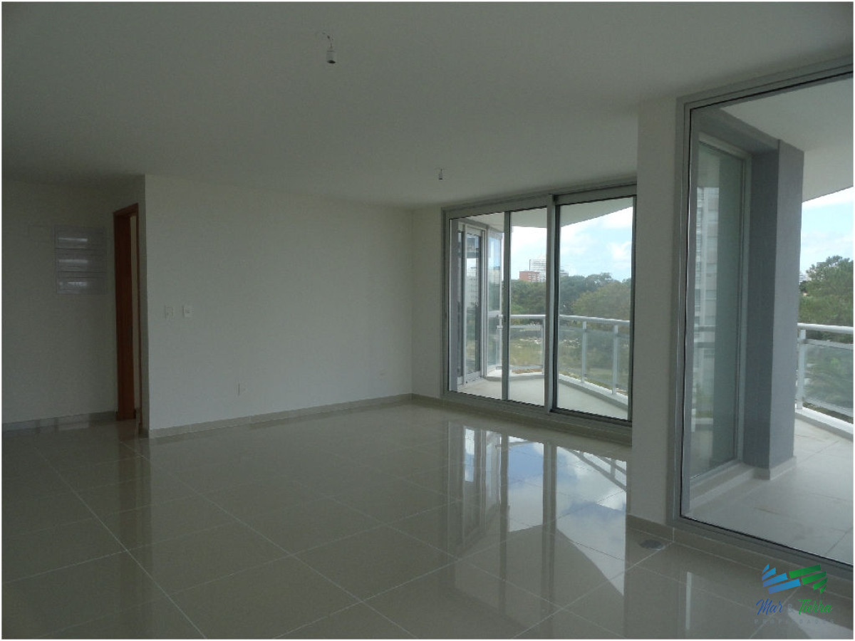 Apartamento ID.248 - Apartamento en Mansa, 3 dormitorios *