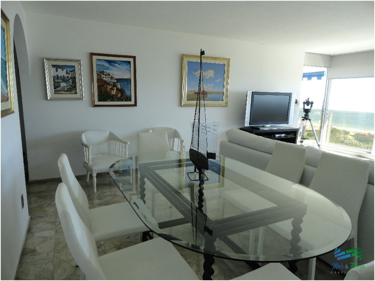 Apartamento ID.275 - En Venta...Hermoso Apartamento en una de las torres tradicionales de la mansa! 