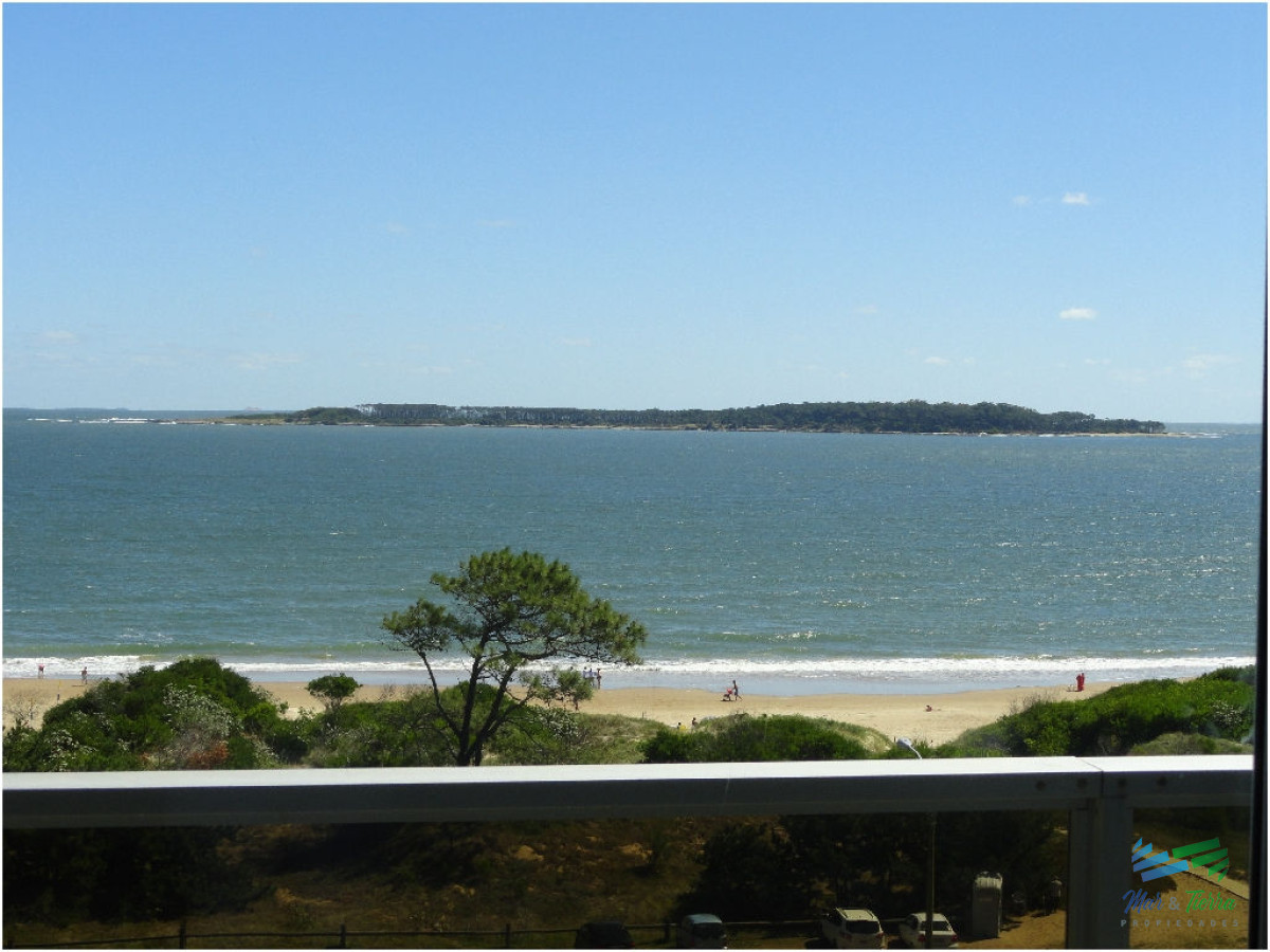 Apartamento ID.275 - En Venta...Hermoso Apartamento en una de las torres tradicionales de la mansa! 
