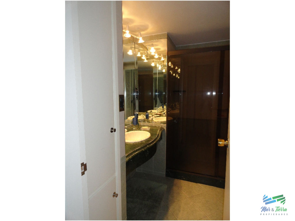 Apartamento ID.275 - En Venta...Hermoso Apartamento en una de las torres tradicionales de la mansa! 