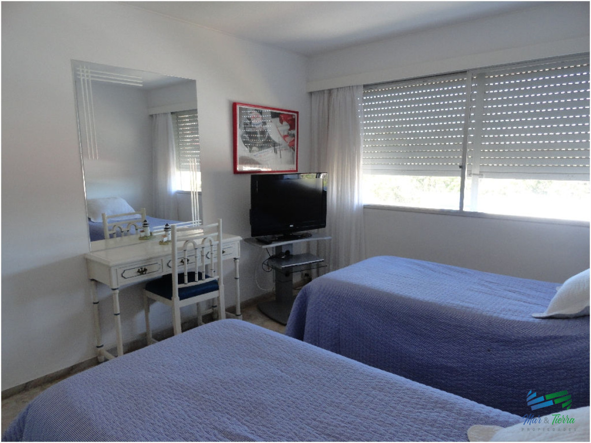 Apartamento ID.275 - En Venta...Hermoso Apartamento en una de las torres tradicionales de la mansa! 