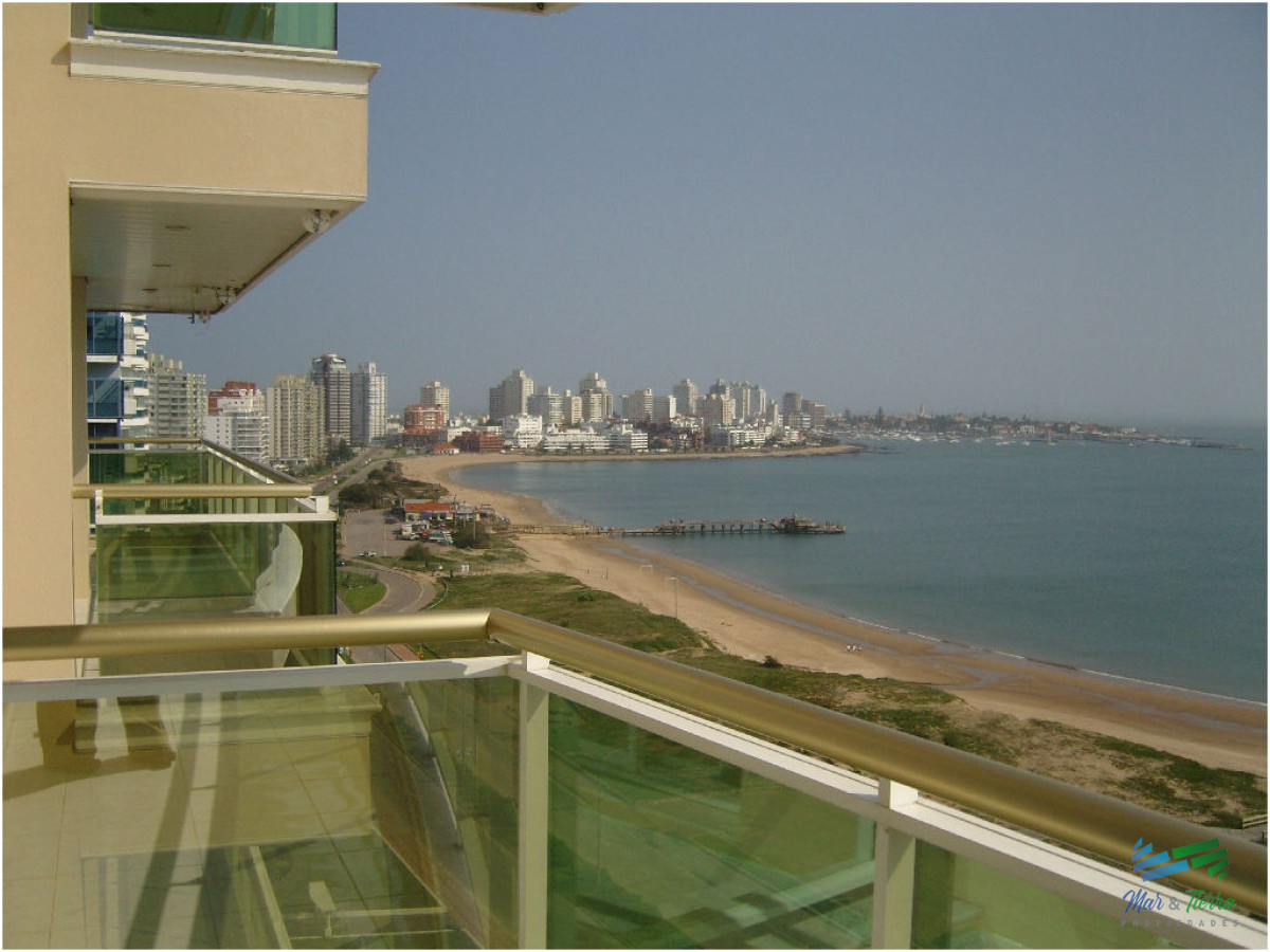 Apartamento ID.27 - En alquiler y venta.. primera línea playa mansa!!!