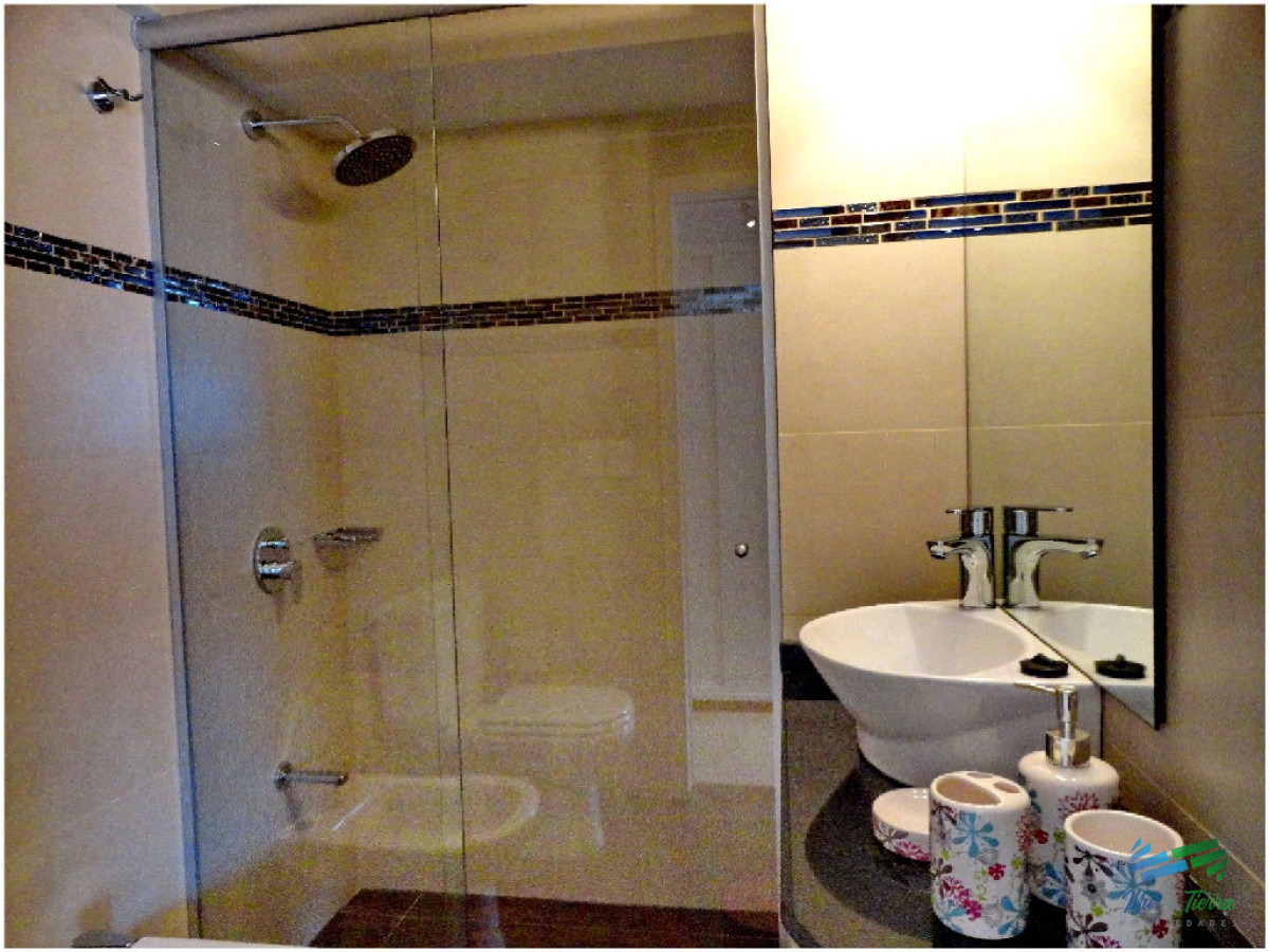 Apartamento ID.318 - Apartamento en venta de 3 dormitorios en Peninsula, Punta del Este.