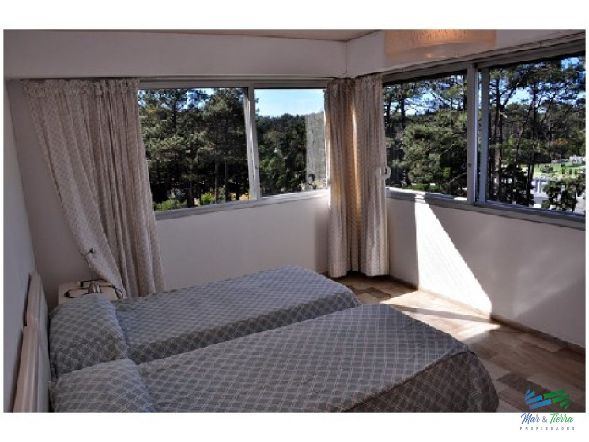 Apartamento ID.336 -    APARTAMENTO EN VENTA! Muy lindo apartamento ubicado sobre Roosvelt.