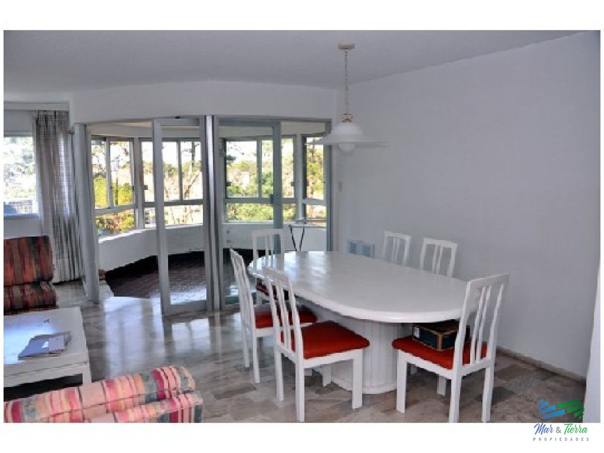 Apartamento ID.336 -    APARTAMENTO EN VENTA! Muy lindo apartamento ubicado sobre Roosvelt.