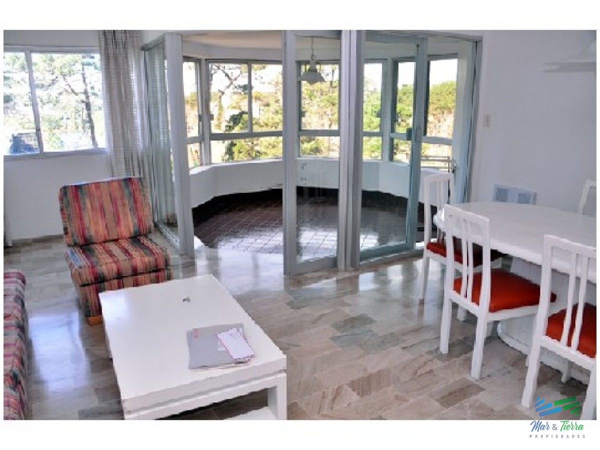 Apartamento ID.336 -    APARTAMENTO EN VENTA! Muy lindo apartamento ubicado sobre Roosvelt.