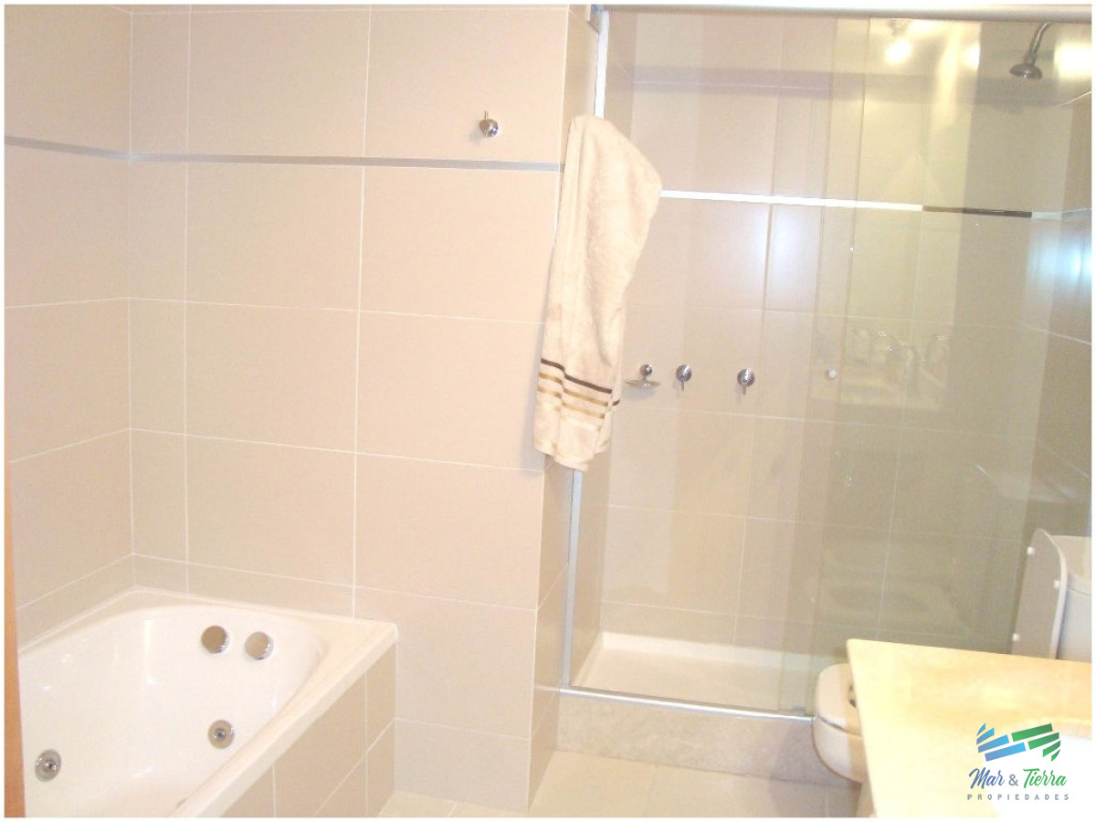 Apartamento ID.38 - En alquiler.. torre de categoría con excelentes servicios.