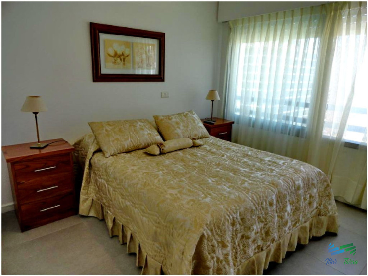 Apartamento ID.41 -  Muy lindo apartamento en piso alto , torre con todos y muy buenos servicios.