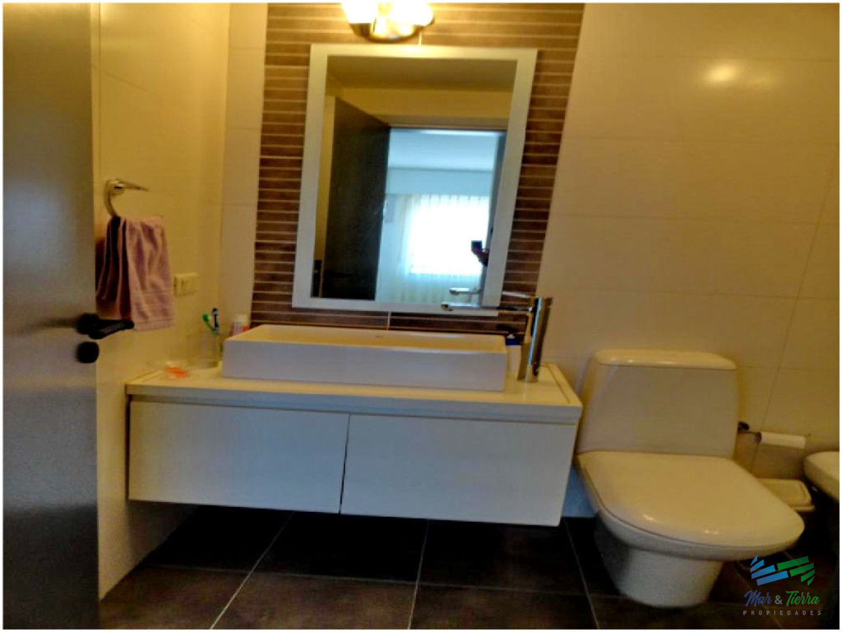 Apartamento ID.41 -  Muy lindo apartamento en piso alto , torre con todos y muy buenos servicios.