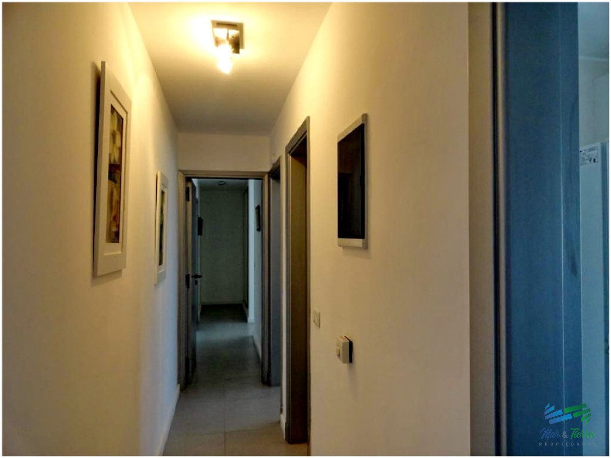 Apartamento ID.41 -  Muy lindo apartamento en piso alto , torre con todos y muy buenos servicios.