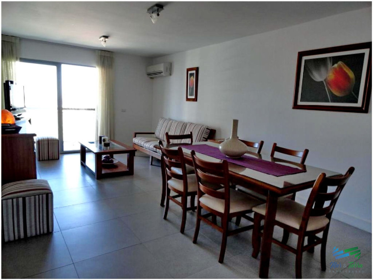 Apartamento ID.41 -  Muy lindo apartamento en piso alto , torre con todos y muy buenos servicios.