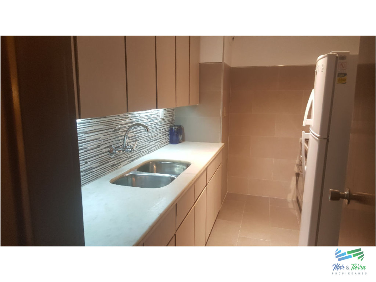 Apartamento ID.440 - Vendo apartamento 1 dormitorio frente al mar, con excelente vista a playa brava, Punta del Este.
