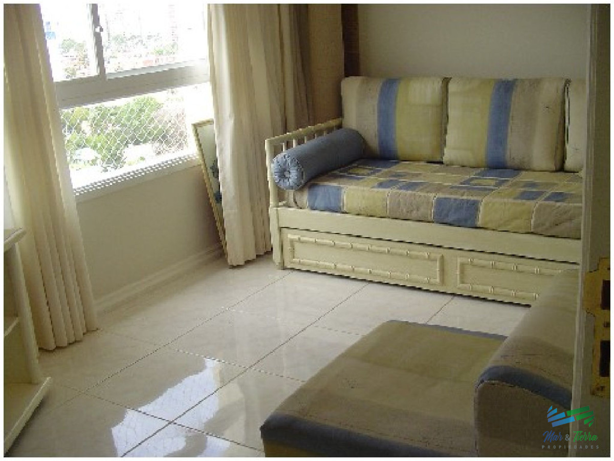 Apartamento ID.447 - Apartamento en Alquiler y Venta, primera línea, vista franca al mar, Punta del Este