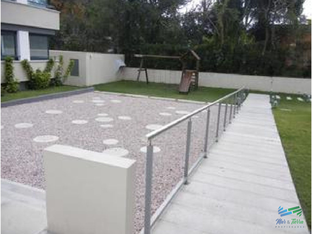 Apartamento ID.505 - Apartamento en Maldonado, 3 dormitorios *