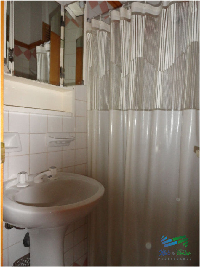 Apartamento ID.514 - Muy lindo apartamento , en el corazón de la Península a 1 cuadra de Av. Gorlero. 