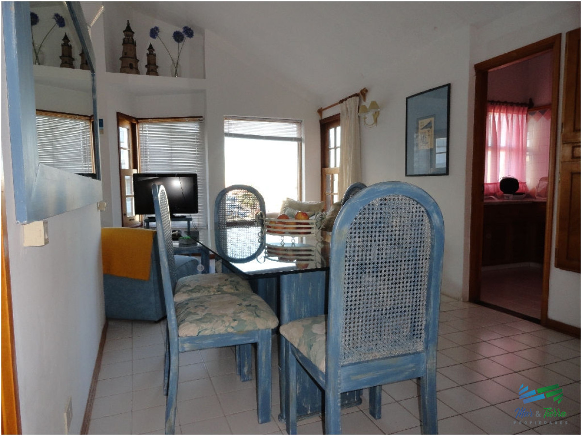 Apartamento ID.514 - Muy lindo apartamento , en el corazón de la Península a 1 cuadra de Av. Gorlero. 