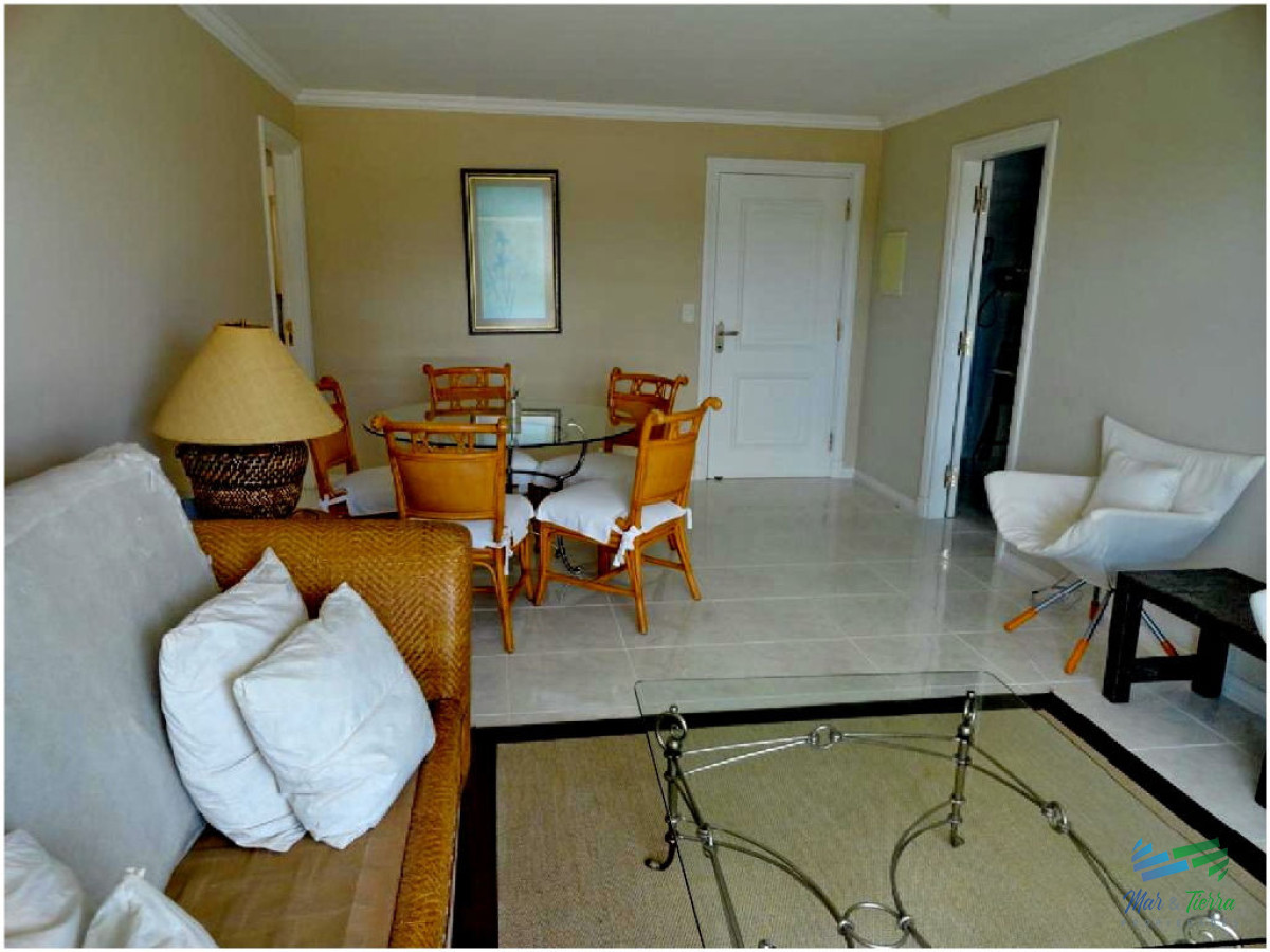 Apartamento ID.51 - Apartamento en Alquiler y Venta, playa mansa- Punta del Este 