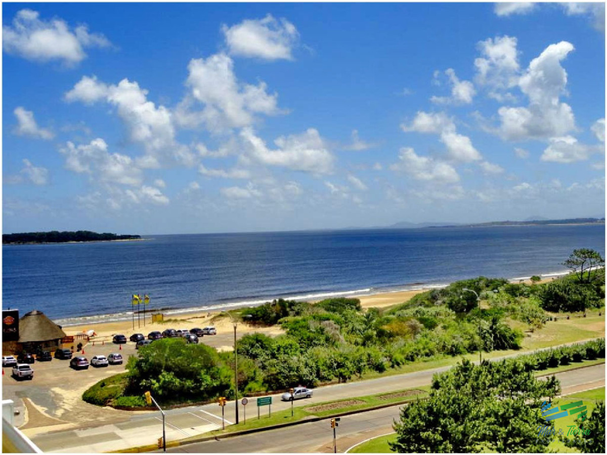 Apartamento ID.51 - Apartamento en Alquiler y Venta, playa mansa- Punta del Este 