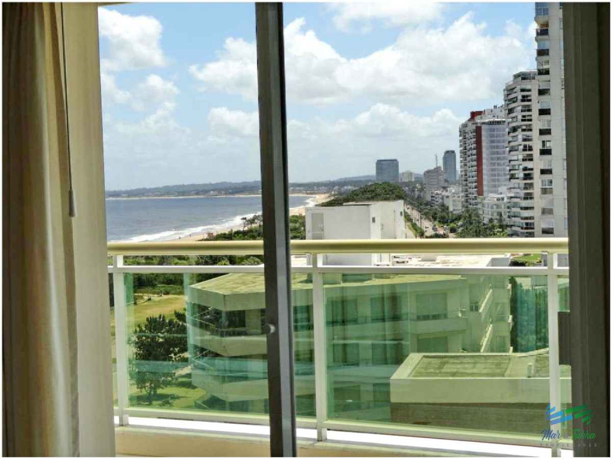 Apartamento ID.51 - Apartamento en Alquiler y Venta, playa mansa- Punta del Este 