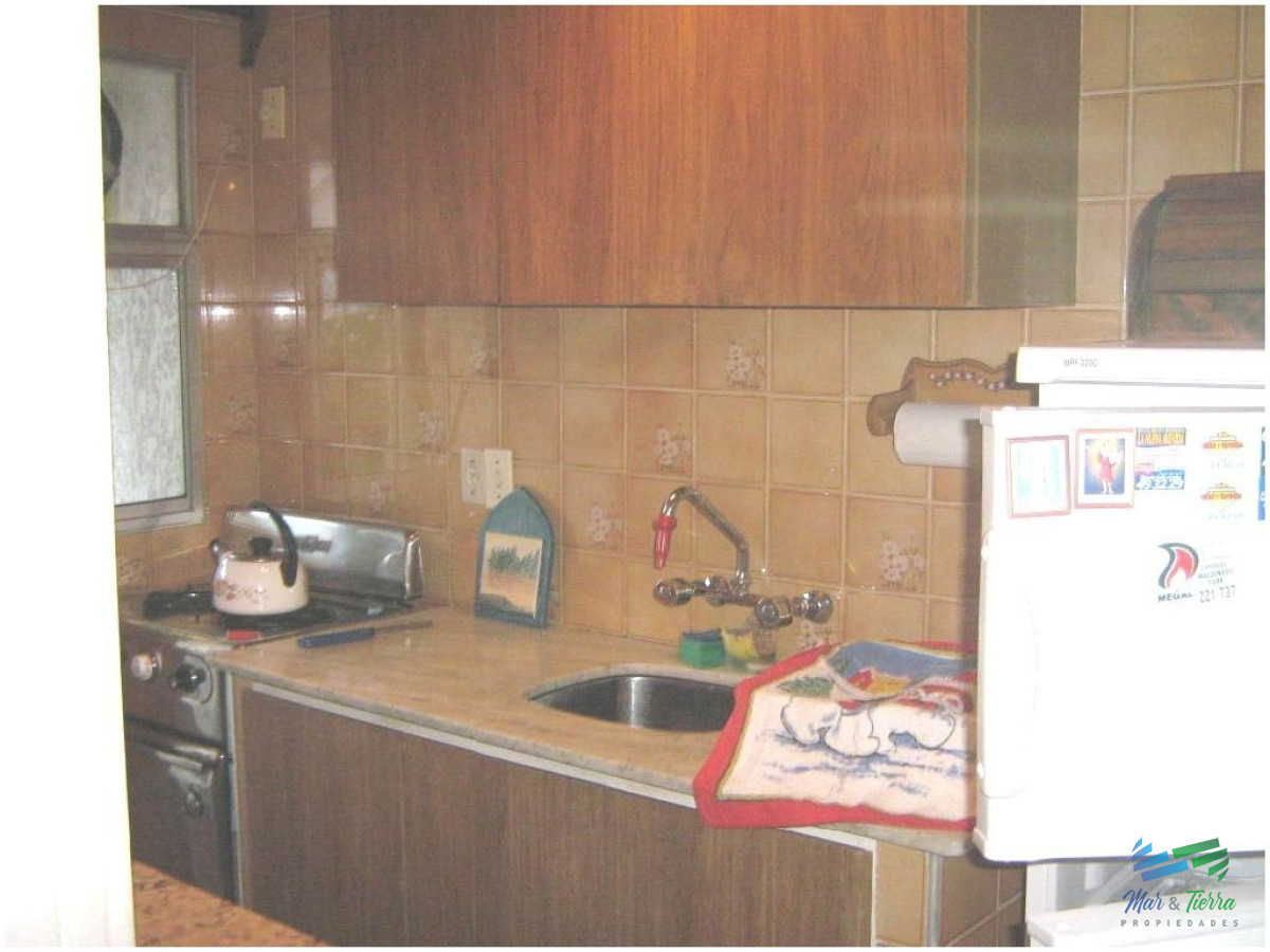 Apartamento ID.550 - EN ALQUILER!! Ubicado en zona de Aidy Grill. A pocas cuadras del mar.