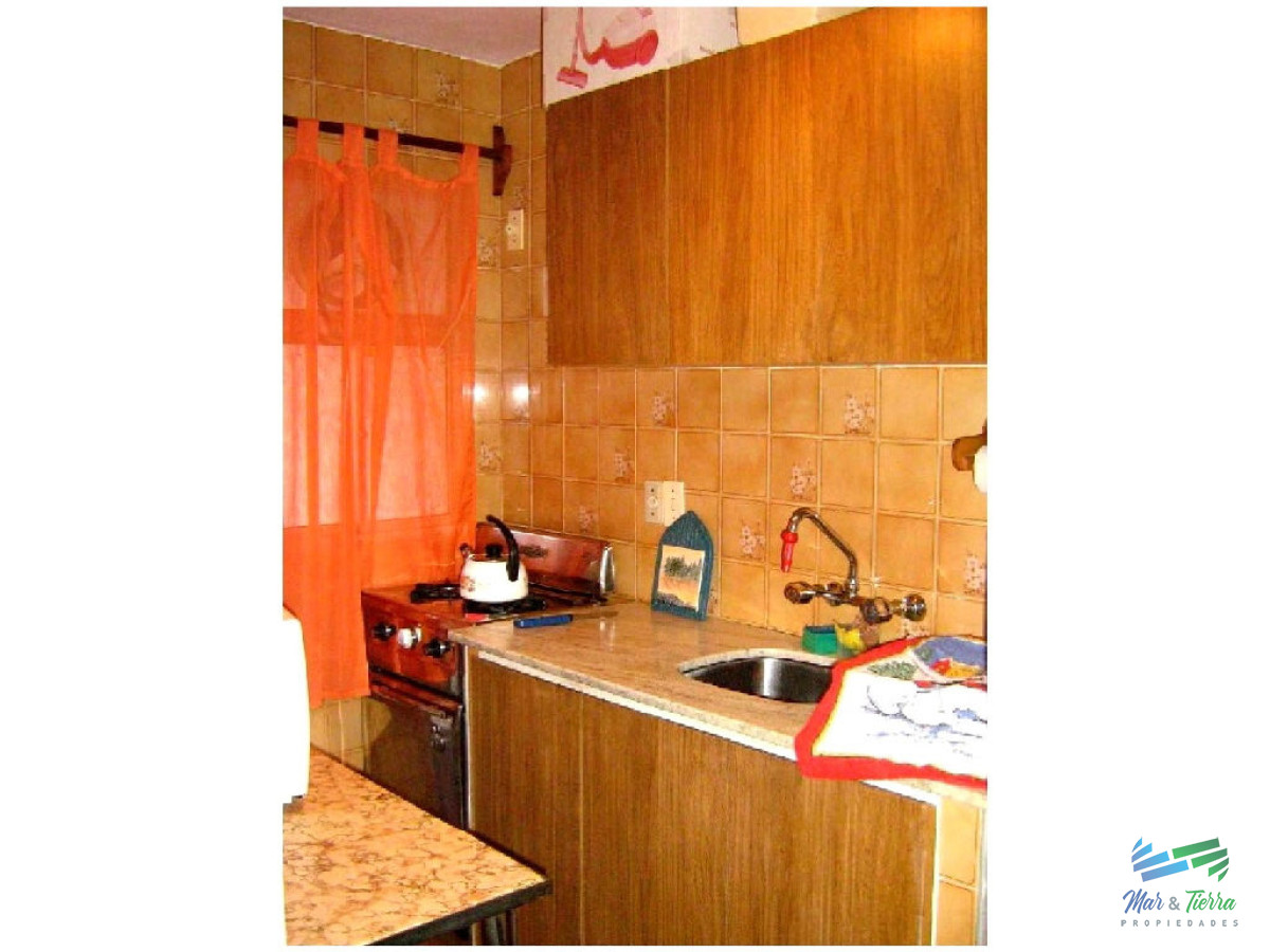 Apartamento ID.550 - EN ALQUILER!! Ubicado en zona de Aidy Grill. A pocas cuadras del mar.