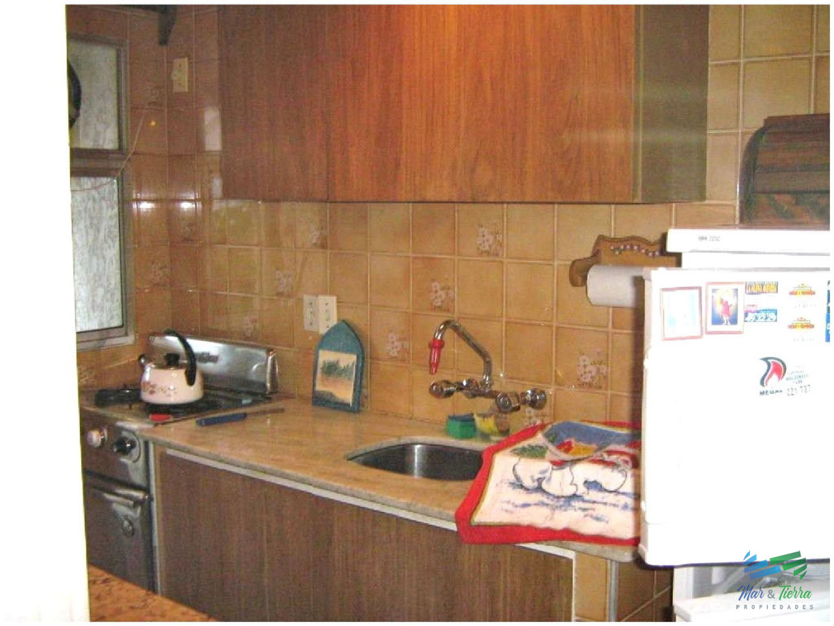 Apartamento ID.550 - EN ALQUILER!! Ubicado en zona de Aidy Grill. A pocas cuadras del mar.