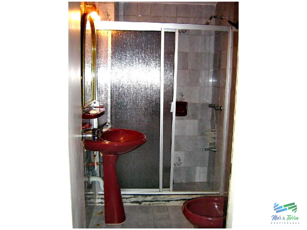 Apartamento ID.550 - EN ALQUILER!! Ubicado en zona de Aidy Grill. A pocas cuadras del mar.