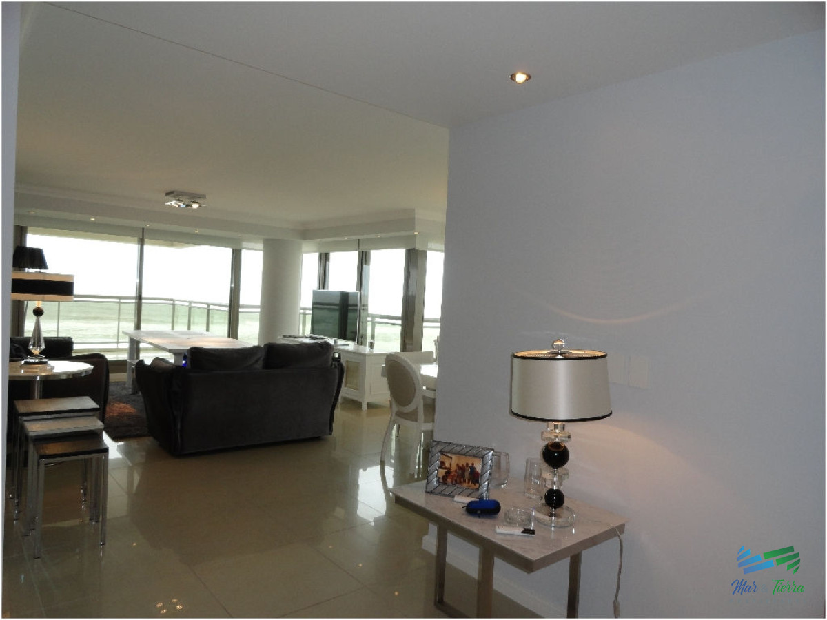 Apartamento ID.583 - Apartamento en Brava, 3 dormitorios *