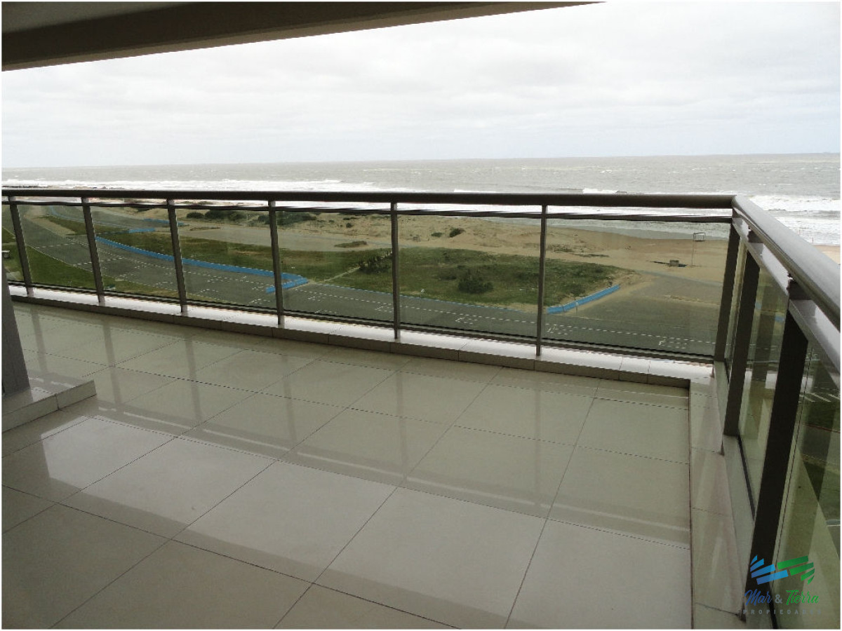 Apartamento ID.583 - Apartamento en Brava, 3 dormitorios *