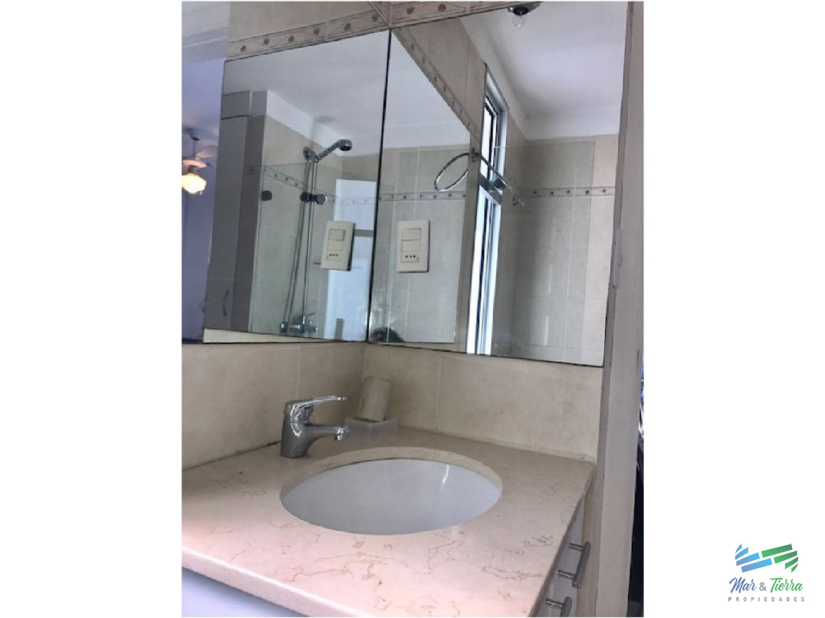 Apartamento ID.600 - En venta... Apartamento 3 dormitorios en Av. Roosevelt, Punta del Este