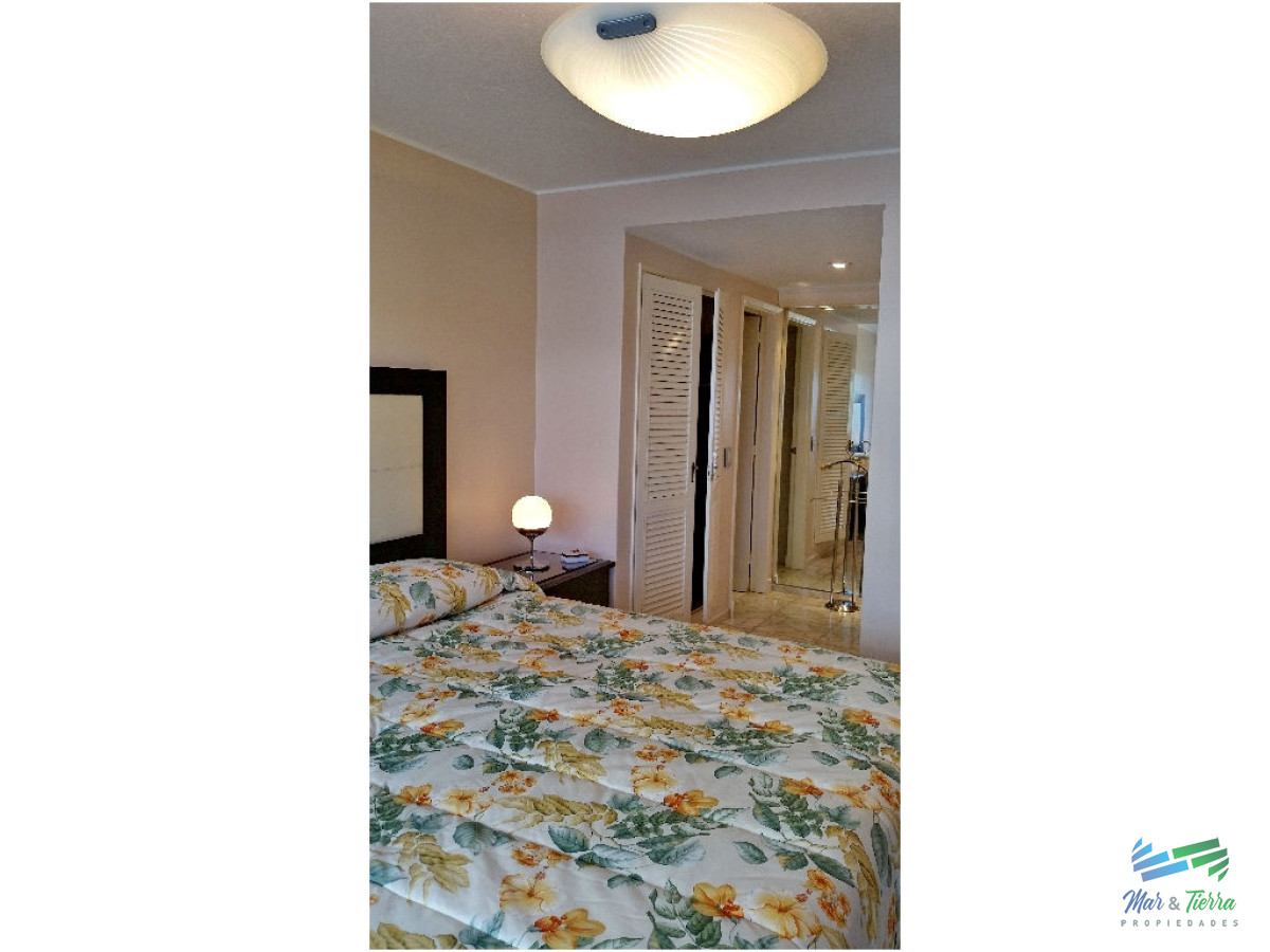 Apartamento ID.605 - Apartamento en venta y alquiler, primera línea sobre playa mansa.