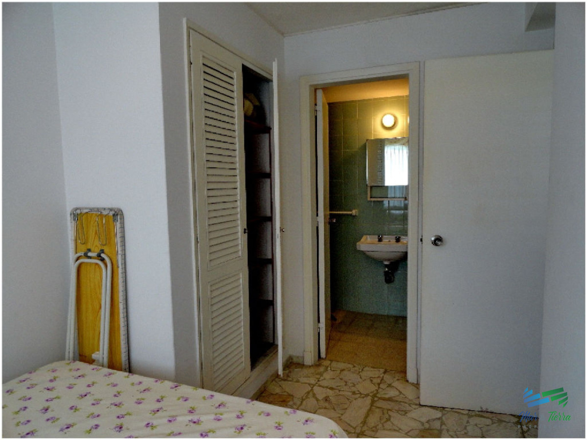 Apartamento ID.607 - Apartamento súper amplio y cómodo , con espectacular vista, en primera línea sobre Rambla de playa Mansa.