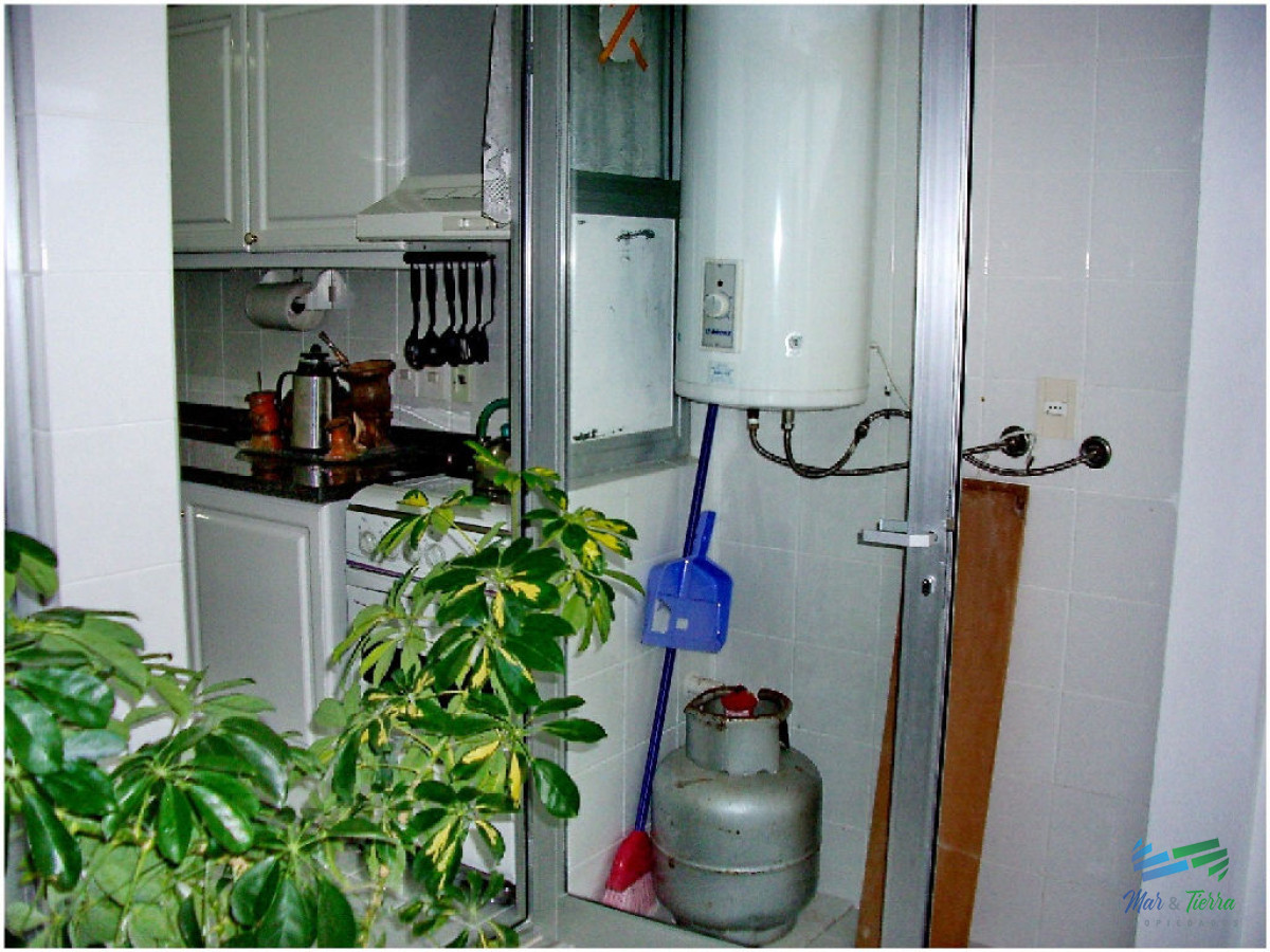 Apartamento ID.608 -  Piso alto con espectacular vista al mar!!!