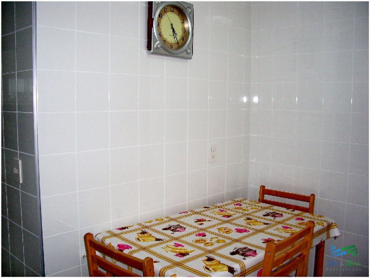 Apartamento ID.608 -  Piso alto con espectacular vista al mar!!!