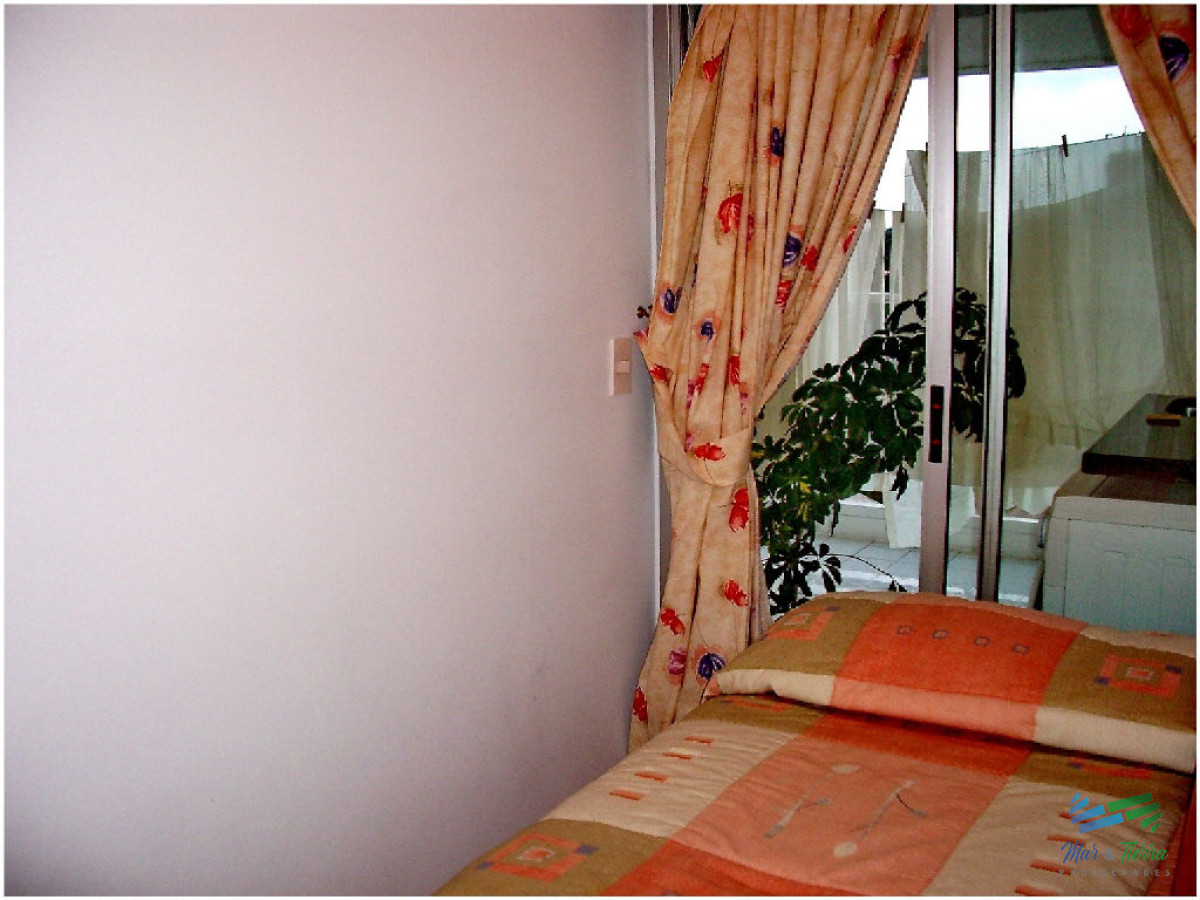 Apartamento ID.608 -  Piso alto con espectacular vista al mar!!!