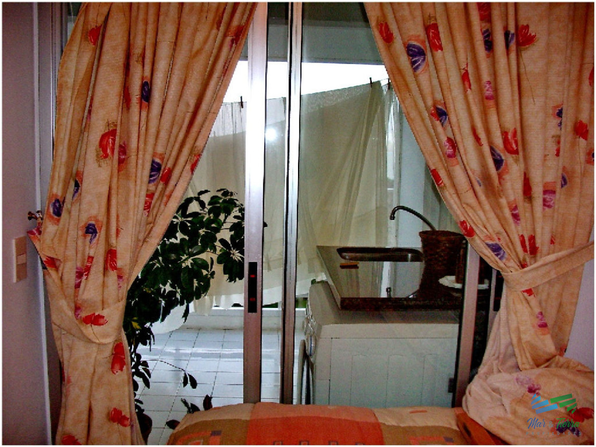 Apartamento ID.608 -  Piso alto con espectacular vista al mar!!!