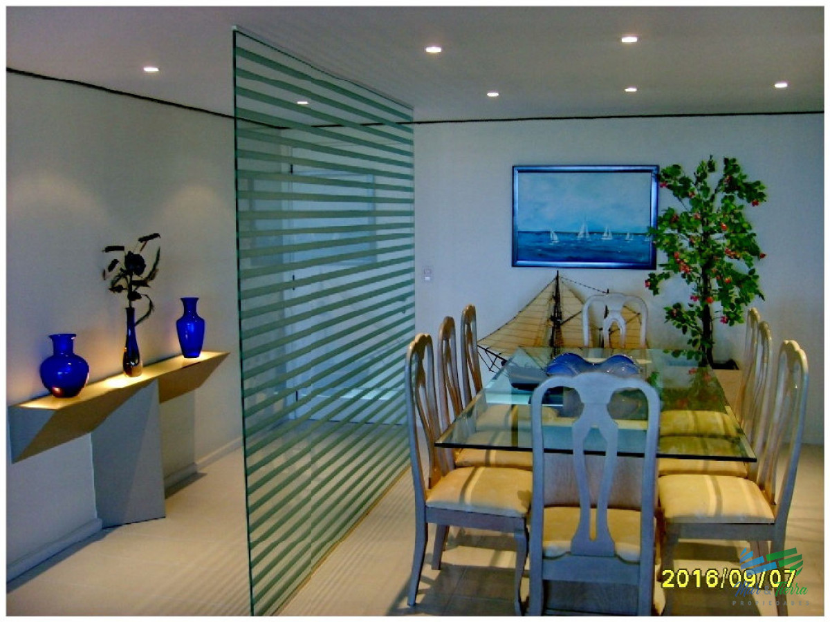 Apartamento ID.608 -  Piso alto con espectacular vista al mar!!!