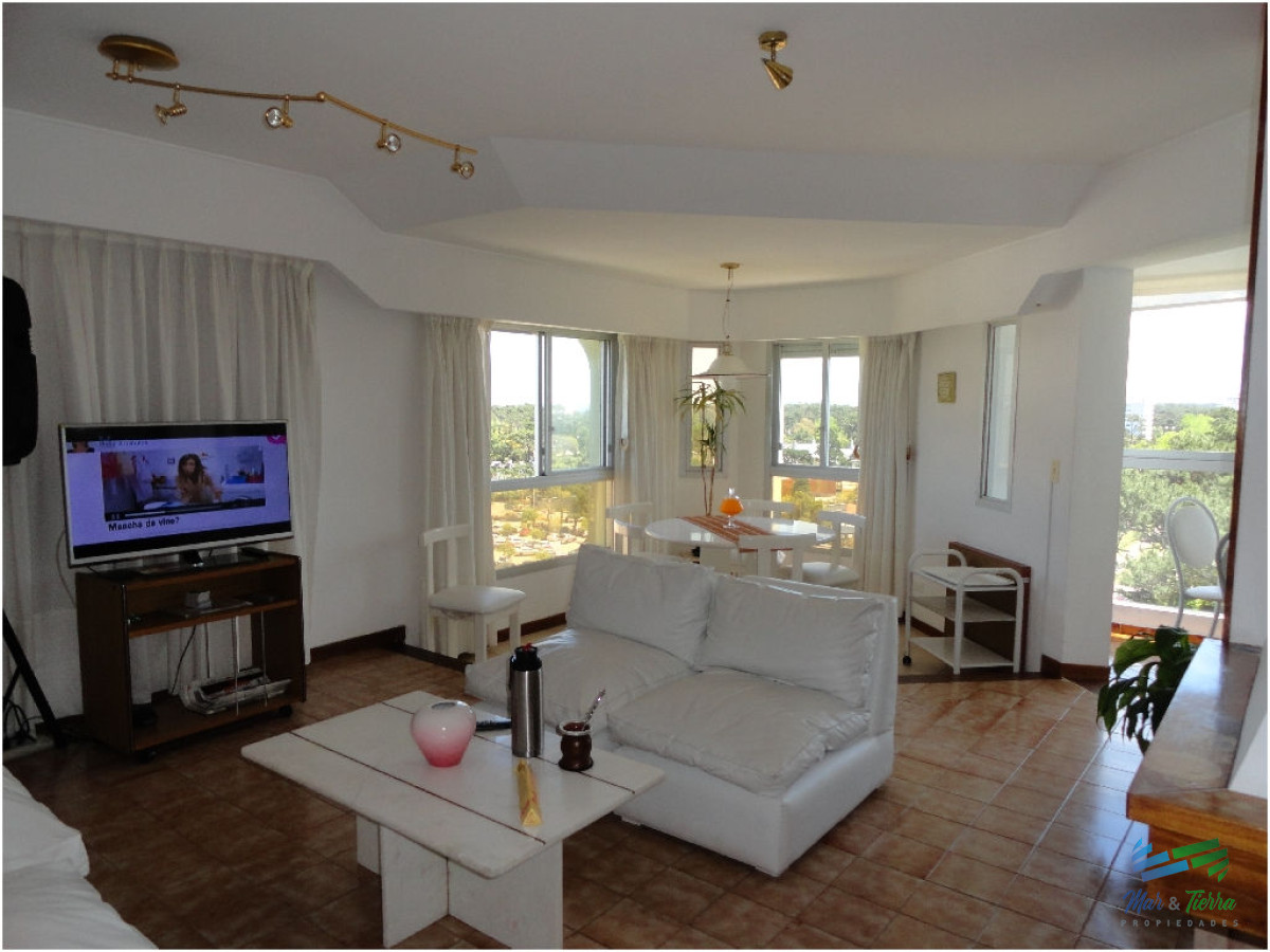 Apartamento ID.615 - Apartamento en Roosevelt, 2 dormitorios *