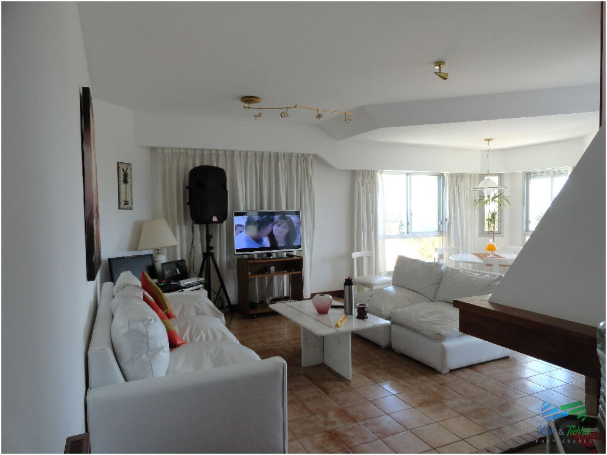 Apartamento ID.615 - Apartamento en Roosevelt, 2 dormitorios *
