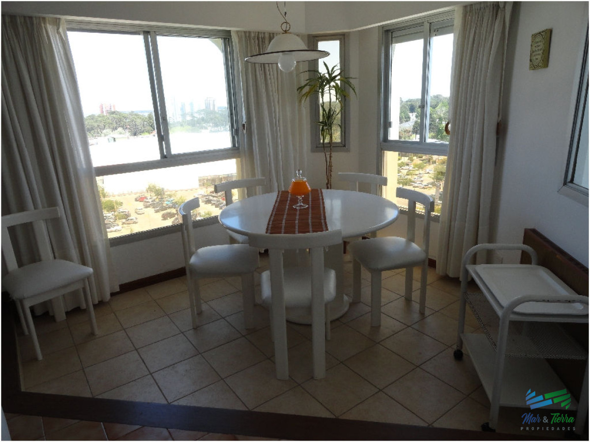 Apartamento ID.615 - Apartamento en Roosevelt, 2 dormitorios *