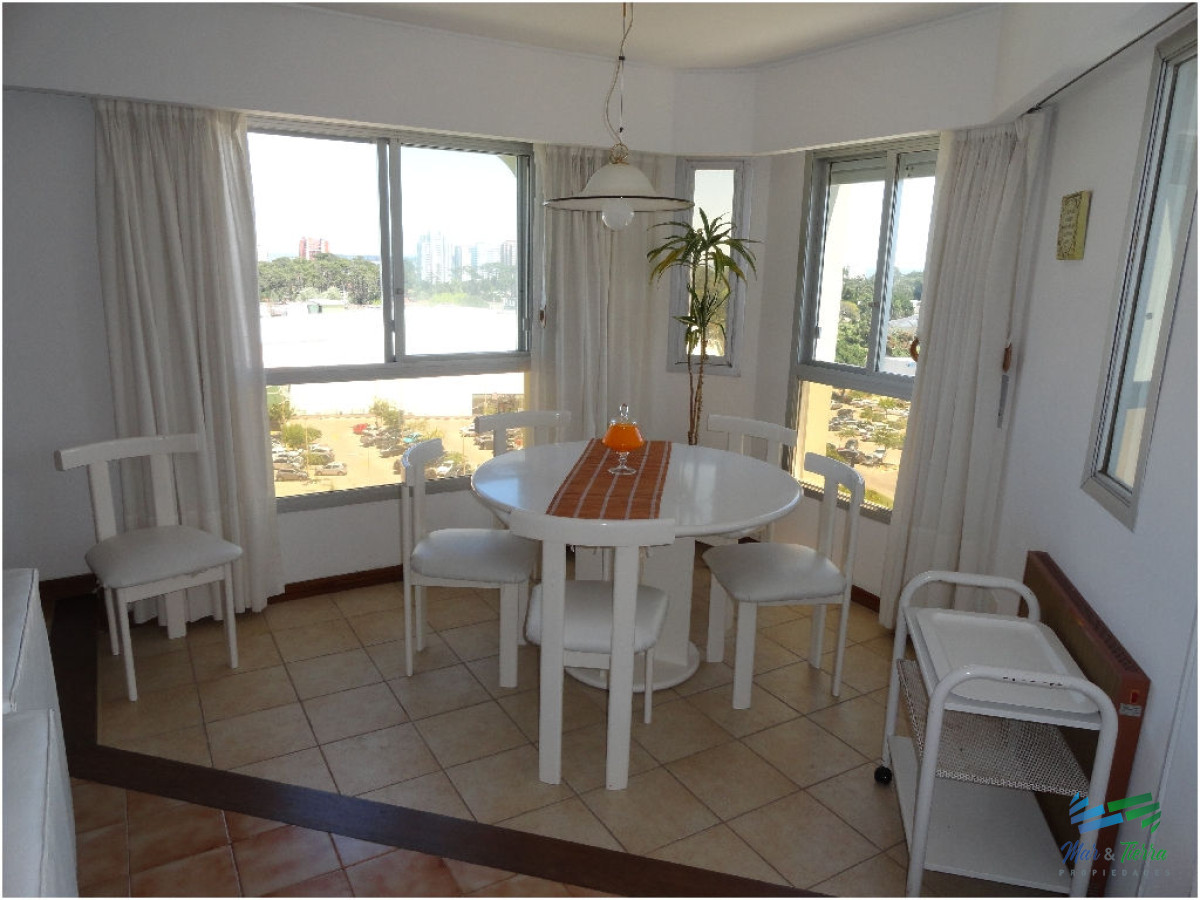 Apartamento ID.615 - Apartamento en Roosevelt, 2 dormitorios *